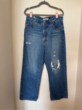 Levi’s Ribcage Straight Ankle Jeans